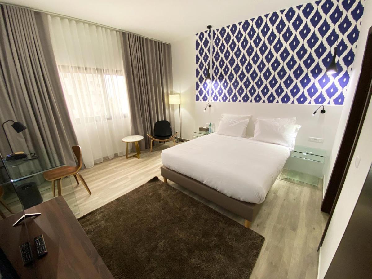 Hotel L'Adresse דקר מראה חיצוני תמונה